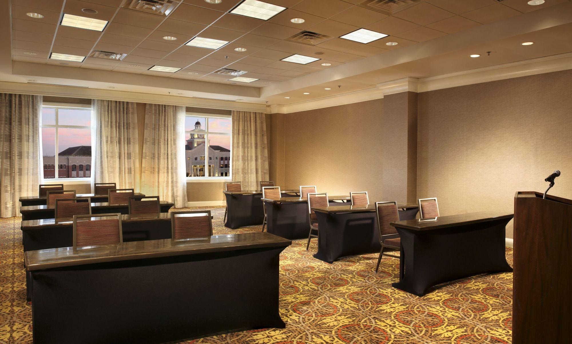 Houston Marriott Sugar Land Hotel Екстериор снимка
