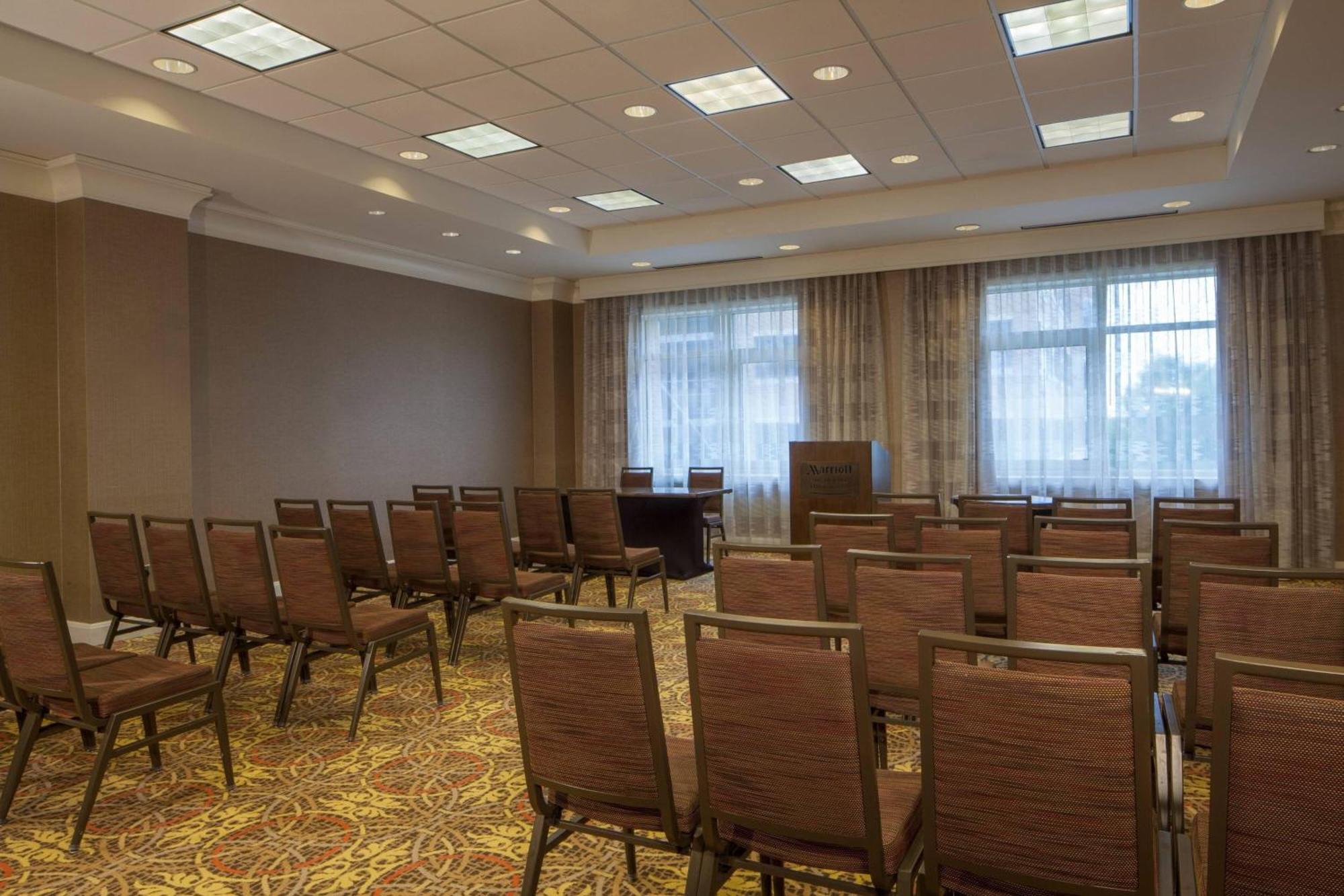 Houston Marriott Sugar Land Hotel Екстериор снимка